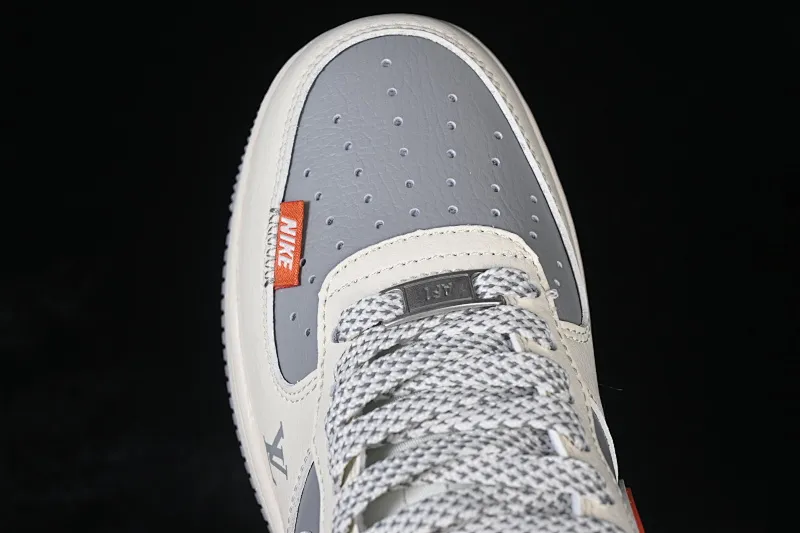 All categories Nk Air Force 1 Air Force series Nk Air Force 1 Low Air Force low-top Nike Air Force 1'07 Low joint beige gray red stitching Air Force 1 low-top casual sneakers JP8028-070